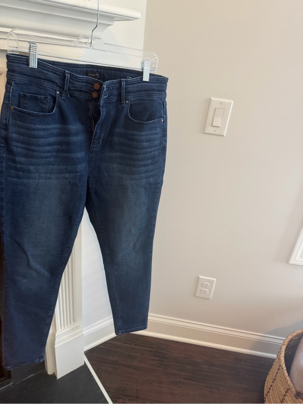 Ann Taylor Factory Dark Blue Women’s High-Rise Skinny Jeans